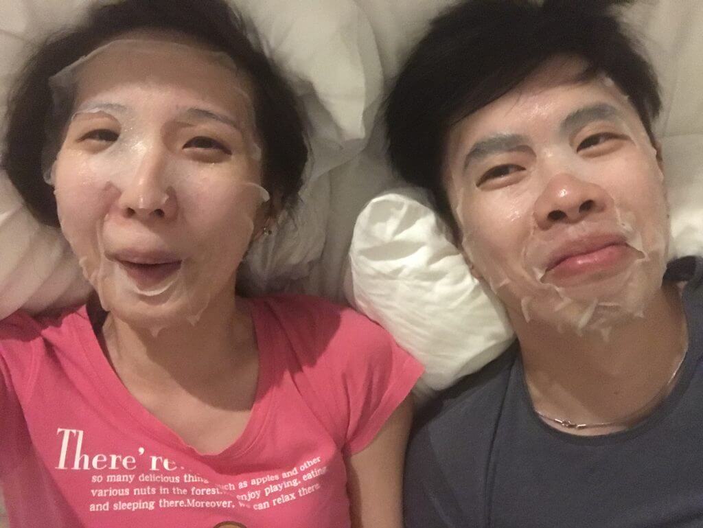 Minmin and Liangliang with face mask