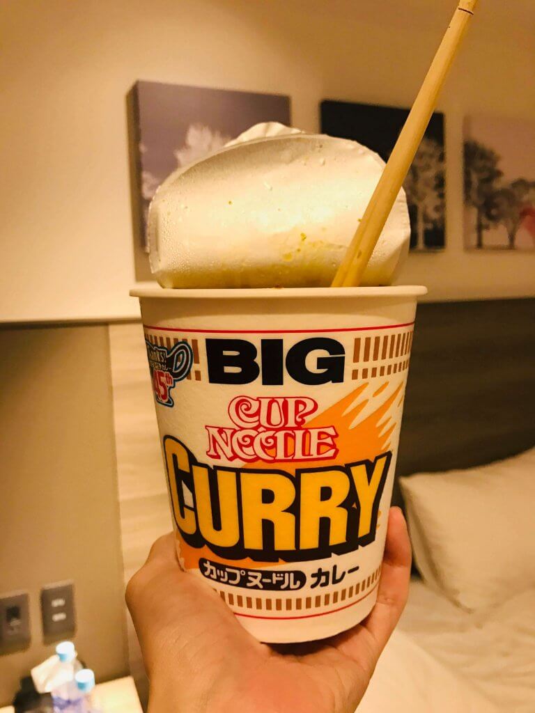 Big cup noodle, curry