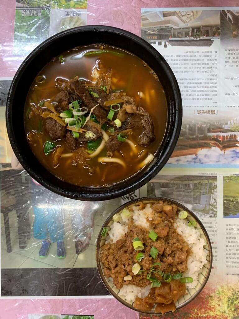 Beef noodle and Braised pork rice at Shuishe Sun Moon Lake
