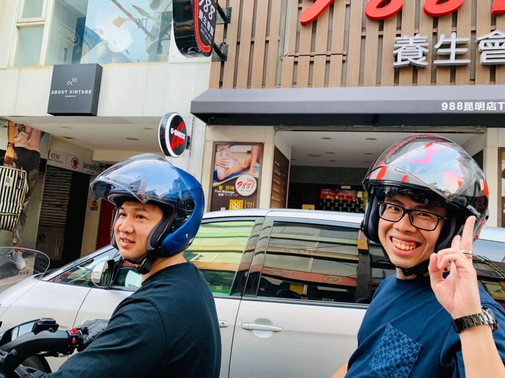 Liangliang - Taipei Motorcycle Tour