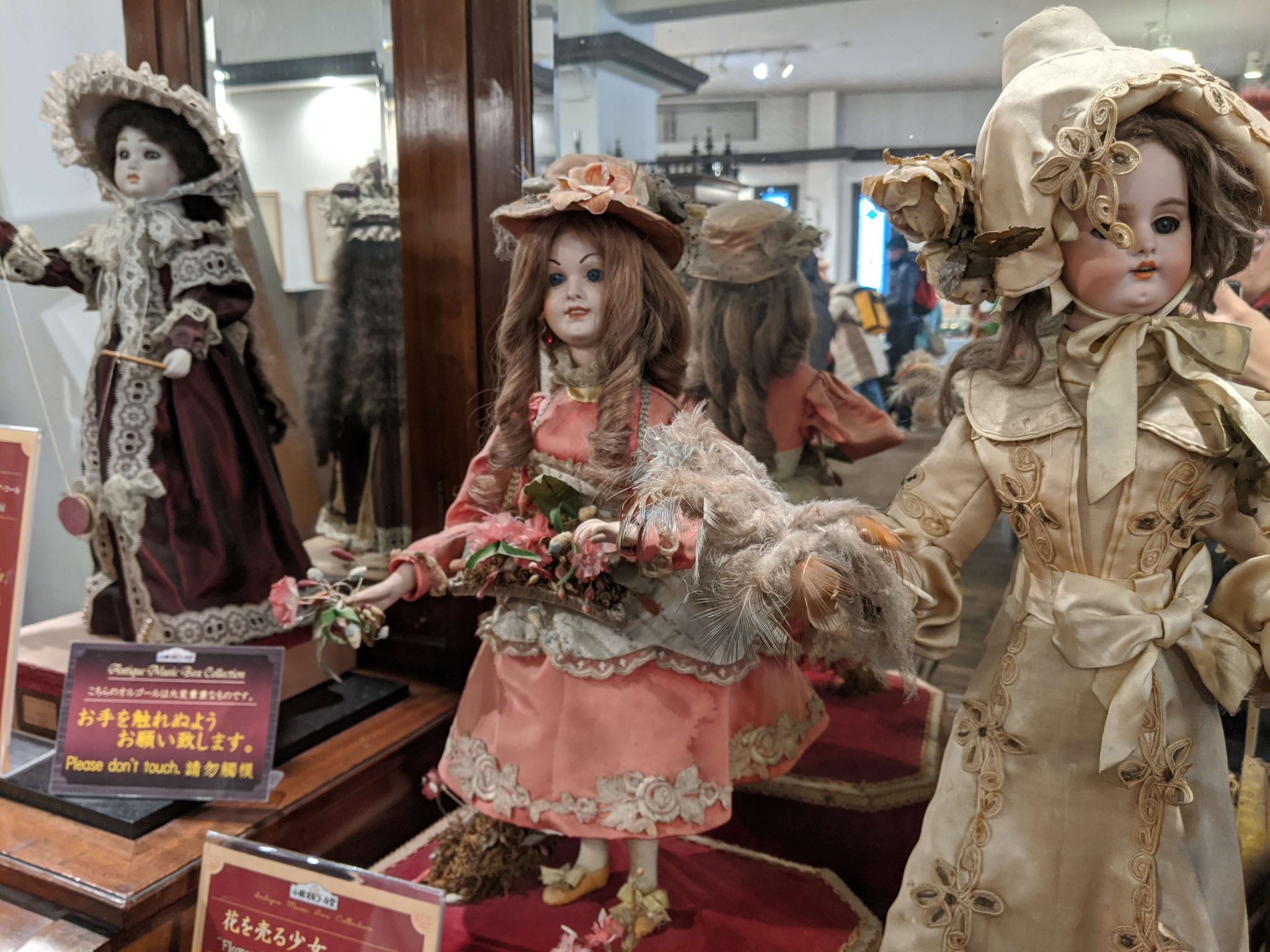 otaru-music-box-museum-a-place-full-of-delicate-gifts-minandliang
